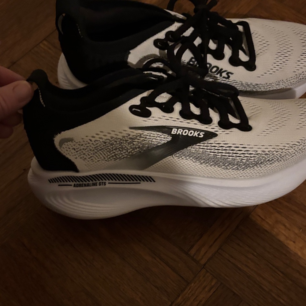 Brooks Men’s White and Black Adrenaline GTS Running Shoes